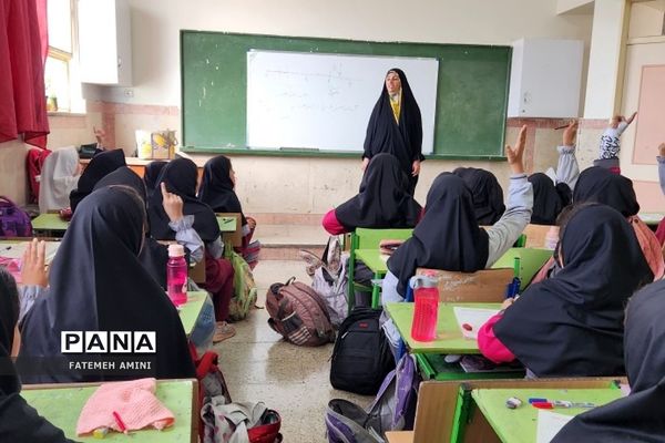 اجرای طرح «اول وقت سلام» در مدارس فشافویه