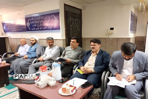 نشست هماهنگی برگزاری راهپیمایی یوم الله ۱۳ آبان بهبهان