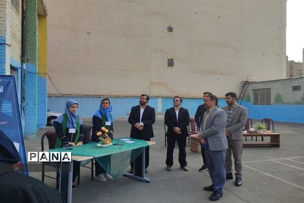 برگزاری انتخابات شورای دانش‌آموزی دبیرستان عطیه 2 ملارد