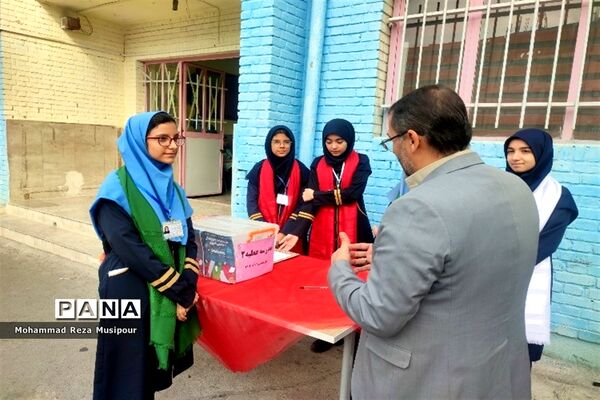 برگزاری انتخابات شورای دانش‌آموزی دبیرستان عطیه 2 ملارد