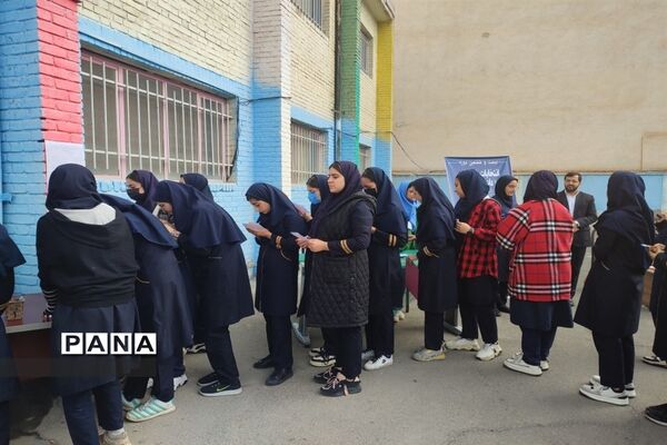 برگزاری انتخابات شورای دانش‌آموزی دبیرستان عطیه 2 ملارد