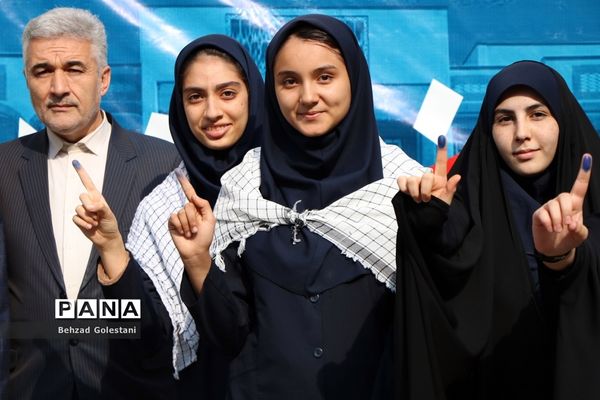 انتخابات شوراهای دانش‌آموزی در آذربایجان غربی