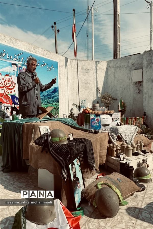 یادواره شهدای فرهنگی و دانش‌آموز در دبیرستان رازی گلوگاه