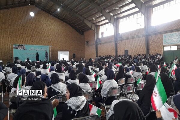تجمع بزرگ فهمیده‌های دهه‌هشتادی در پاکدشت