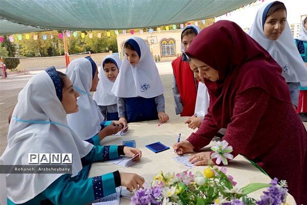 انتخابات شورای دانش‌آموزی در مدارس شهرستان آباده