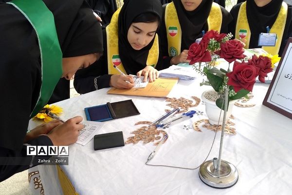 برگزاری بیست و ششمین‌،‌دوره‌ انتخابات شورای دانش‌آموزی در دبیرستان شهید ملاآقایی