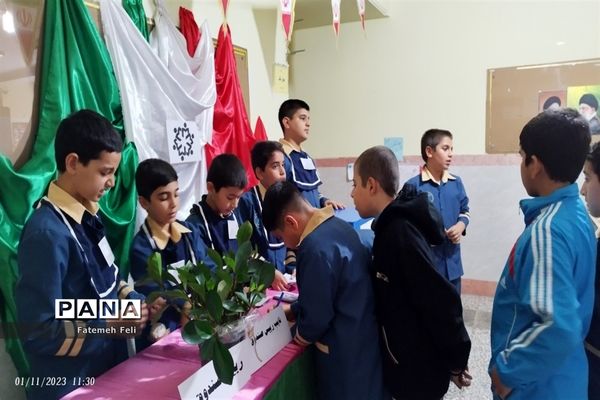 برگزاری انتخابات شوراهای دانش‌آموزی در قرچک