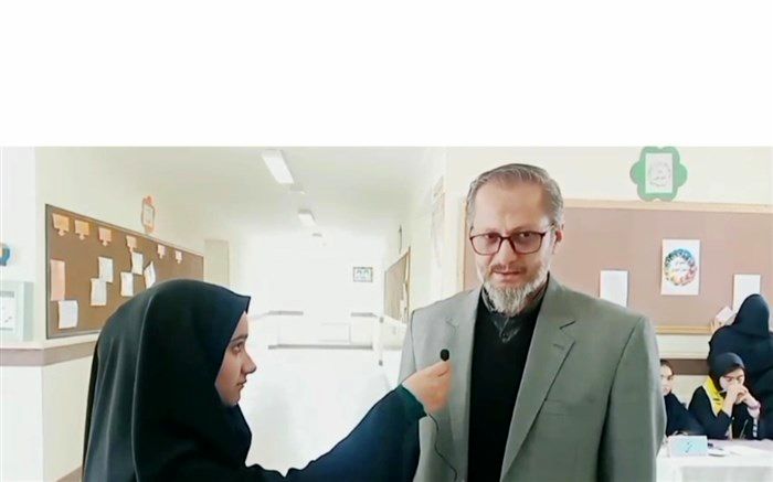 برگزاری انتخابات شورای‌دانش‌آموزی زمینه‌ساز حضور نوجوانان در نقش‌آفرینی‌های آینده است/فیلم