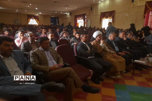 دیدار مدیرکل آموزش و پرورش استان فارس به همراه قرارگاه جهادی عدالت تربیتی و نصیب آموزشی با فرهنگیان شهرستان سروستان