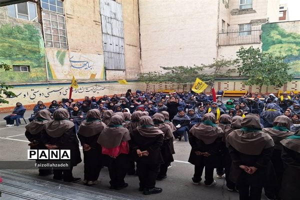 انتخابات شورای دانش‌آموزی در دبیرستان وحدت منطقه ۱۳