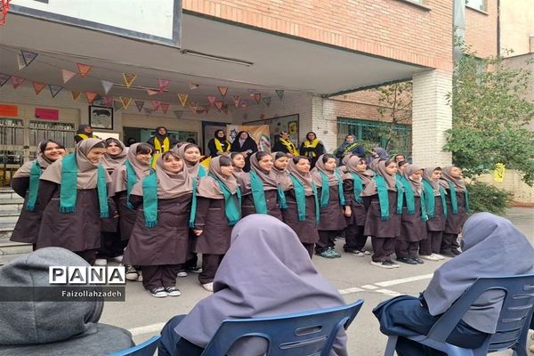 انتخابات شورای دانش‌آموزی در دبیرستان وحدت منطقه ۱۳