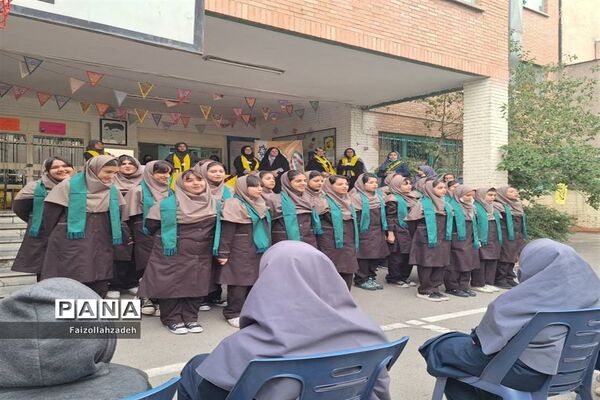 انتخابات شورای دانش‌آموزی در دبیرستان وحدت منطقه ۱۳