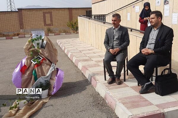 مراسم نمادین انتخابات شورای دانش‌آموزی در شهرستان فیروزکوه