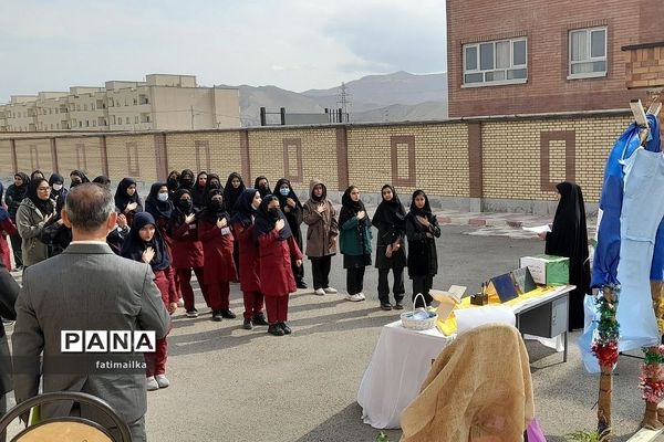 مراسم نمادین انتخابات شورای دانش‌آموزی در شهرستان فیروزکوه