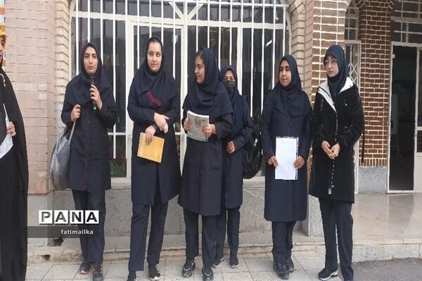 مراسم نمادین انتخابات شورای دانش‌آموزی در شهرستان فیروزکوه