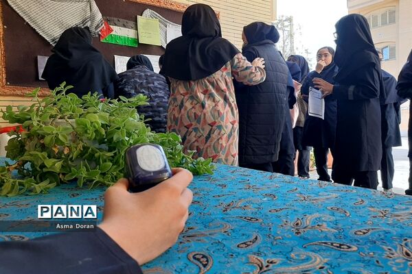 انتخابات شورای دانش‌آموزی در دبیرستان حضرت زینب(س) ناحیه سه