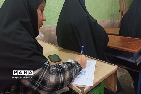 برگزاری کارگاه آموزش خبرنویسی ویژه دانش‌آموزان دختر در کانون شهدای فرهنگی ملارد