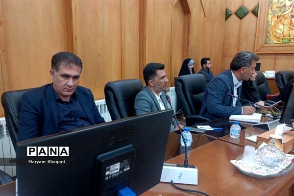 گردهمایی معاونان و کارشناسان حوزه آموزش ابتدایی استان فارس
