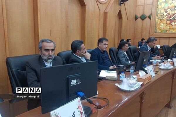 گردهمایی معاونان و کارشناسان حوزه آموزش ابتدایی استان فارس