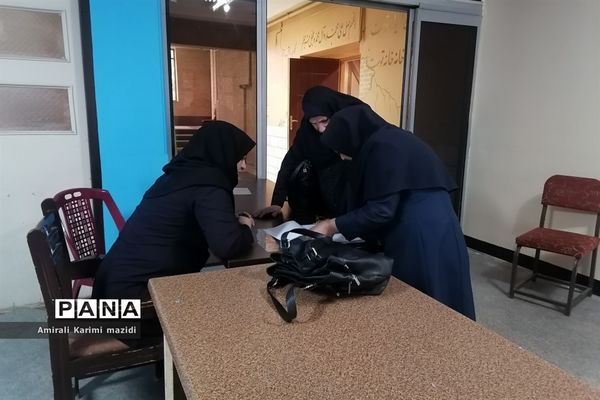 کارگاه آموزشی مهارت‌های تشکیلاتی ویژه مربیان پیشتاز ناحیه 3 شیراز