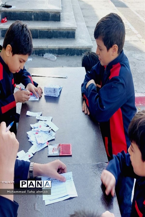 انتخابات شورای دانش‌آموزی مدرسه معلم دوره اول  شهرستان مانه و سملقان