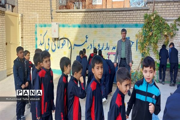 انتخابات شورای دانش‌آموزی مدرسه معلم دوره اول  شهرستان مانه و سملقان