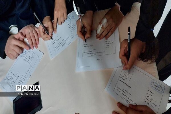 برگزاری بیست و ششمین دوره انتخابات شورای دانش‌آموزی در دبیرستان غیابی