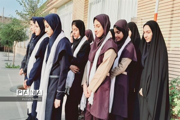 همایش نوجهان در دبیرستان دخترانه رفعت شهرستان کاشمر
