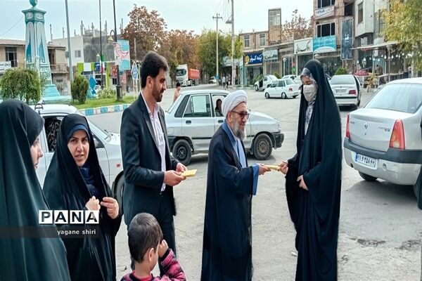 شرکت دانش‌آموزان شهرستان مانه وسملقان درنمازعبادی وسیاسی جمعه
