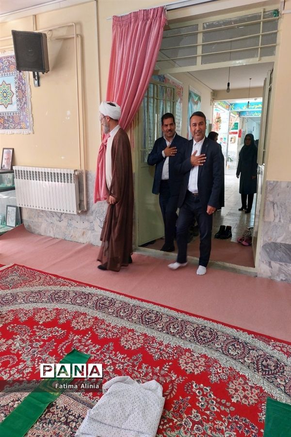 حضور مسئولین شهرستان بجنورد خراسان شمالی  در دبیرستان شاهد نجابت