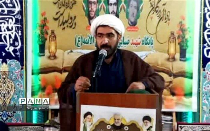 دانش‌آموزان با کارهای هنری و تبلیغی از هویت اسلامی فلسطین حمایت کنند