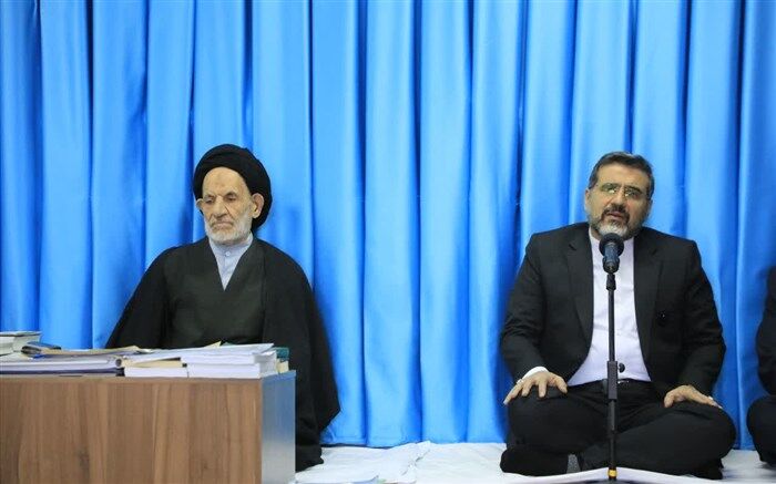 نگاه وزارت ارشاد حل مسائل صنفی، معیشتی و جهت‌گیری‌های فرهنگ و هنر است