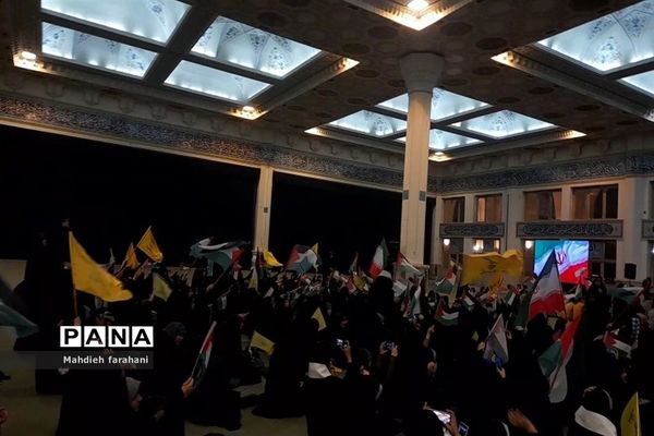 دیدار دانش‌آموزان استان مرکزی با مقام معظم رهبری