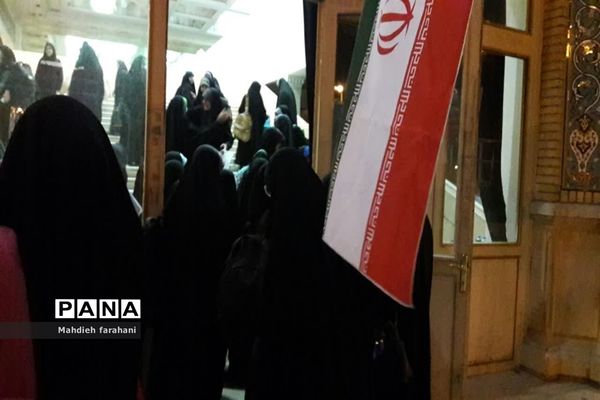 دیدار دانش‌آموزان استان مرکزی با مقام معظم رهبری