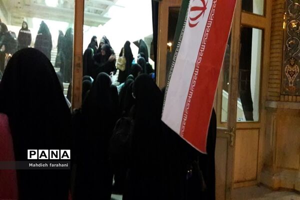 دیدار دانش‌آموزان استان مرکزی با مقام معظم رهبری