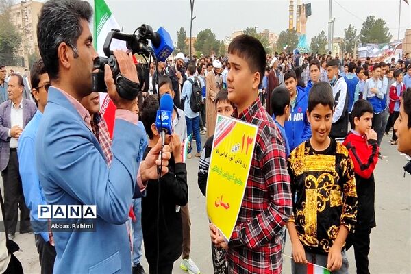 تجمع دانش‌آموزان پاکدشتی به مناسبت ۱۳ آبان
