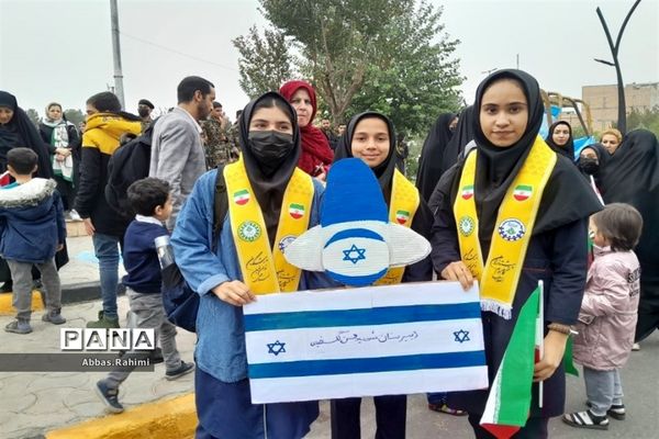 تجمع دانش‌آموزان پاکدشتی به مناسبت ۱۳ آبان