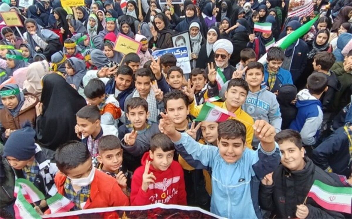 دانش آموزان امروزی آماده جنگ با استکبار هستند