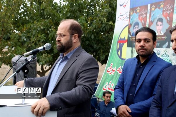 راهپیمایی روز دانش‌آموز در ناحیه یک بهارستان