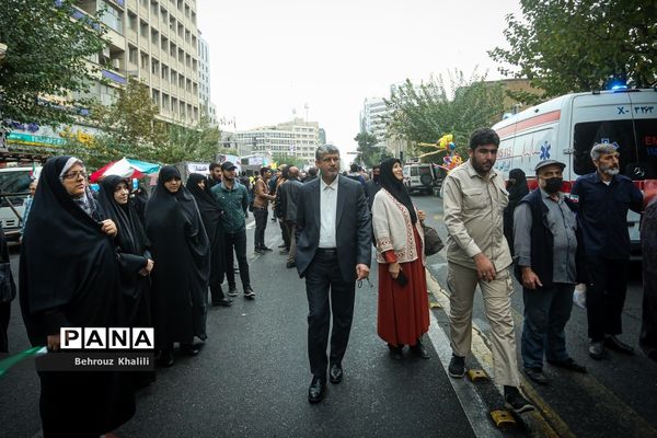 راهپیمایی 13 آبان در تهران