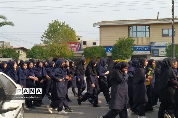 راهپیمایی روز دانش‌آموز در بهنمیر