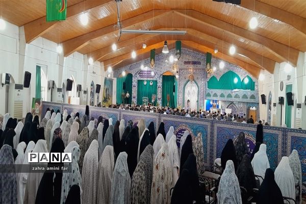 اقامه نماز جمعه در نور