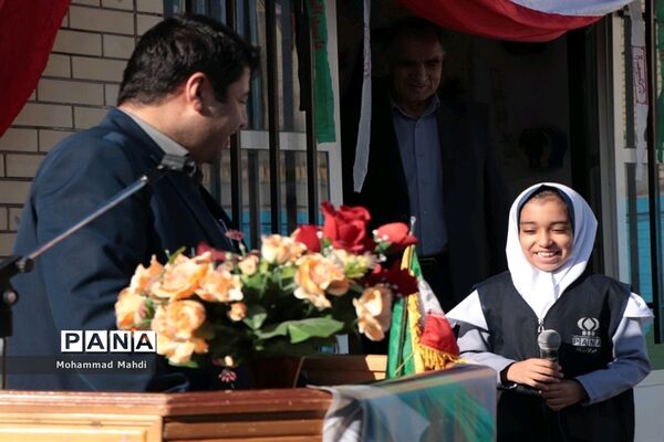 راهپیمایی مردم آباده درگرامیداشت روز دانش‌آموز