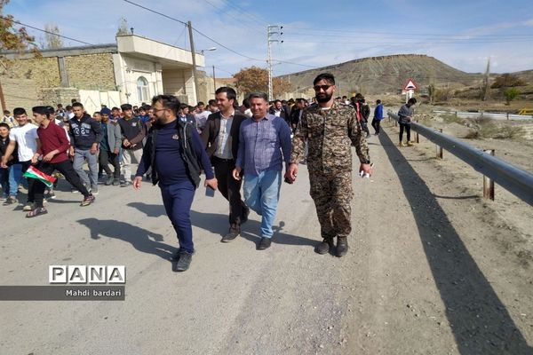 راهپیمایی ۱۳ آبان در شهرستان راز و جرگلان