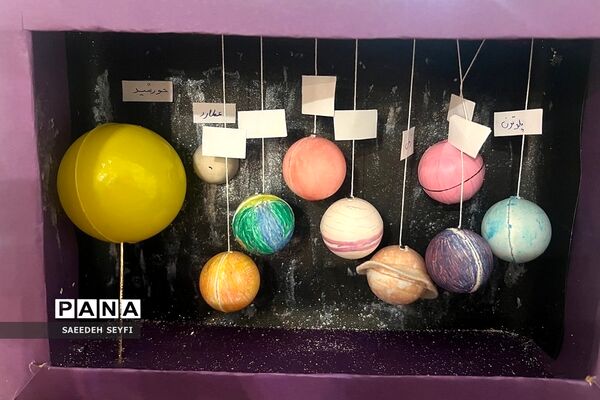 نمایشگاه دست سازه‌های آزمایشگاهی پژوهش‌سرای دانش‌آموزی کاوش