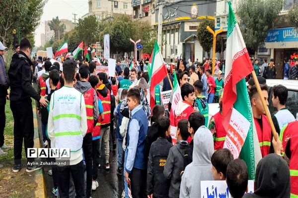 راهپیمایی ۱۳ آبان در شهرستان رباط کریم و شهر جدید پرند