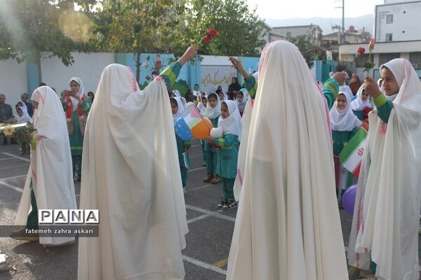 نواختن زنگ استکبارستیزی و پویش فریاد عروسک‌ها در گلوگاه