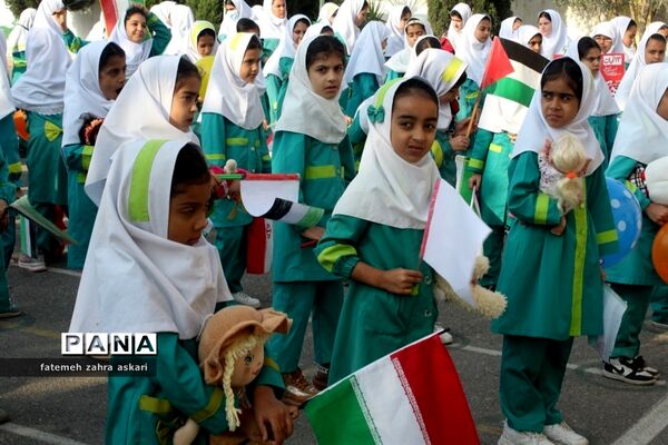 نواختن زنگ استکبارستیزی و پویش فریاد عروسک‌ها در گلوگاه