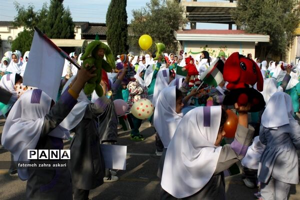 نواختن زنگ استکبارستیزی و پویش فریاد عروسک‌ها در گلوگاه