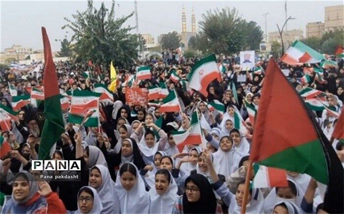 تجمع دانش‌آموزان پاکدشتی به مناسبت ۱۳ آبان/فیلم